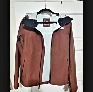 Brand New North Face women's Barr Lake rain jacket